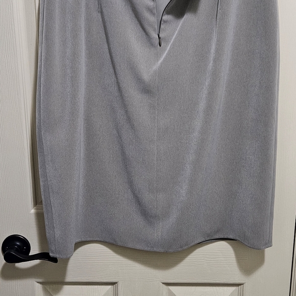 Giorgio Armany Size 14 Grey Lined Pencil Skirt - Picture 10 of 12